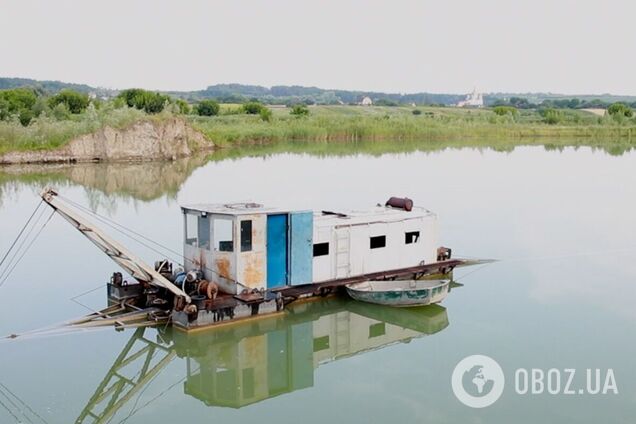 На Киевщине разоблачили масштабную незаконную добычу песка: 'бизнес' мог вызвать экологическую катастрофу. Фото и видео