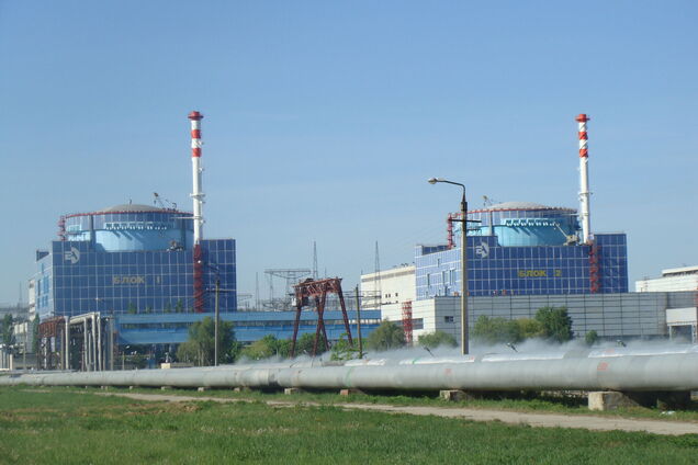 Російські дрони пролітали всього за 5 км від Хмельницької АЕС – МАГАТЕ