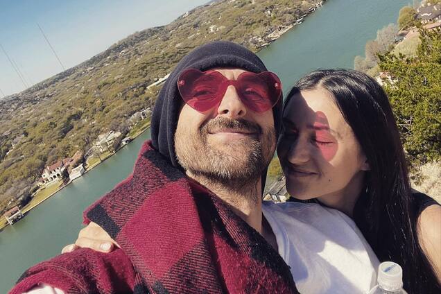 'Розбили скло і забрали практично все': співака VovaZiLvova і його дружину обікрали в Італії. Відео