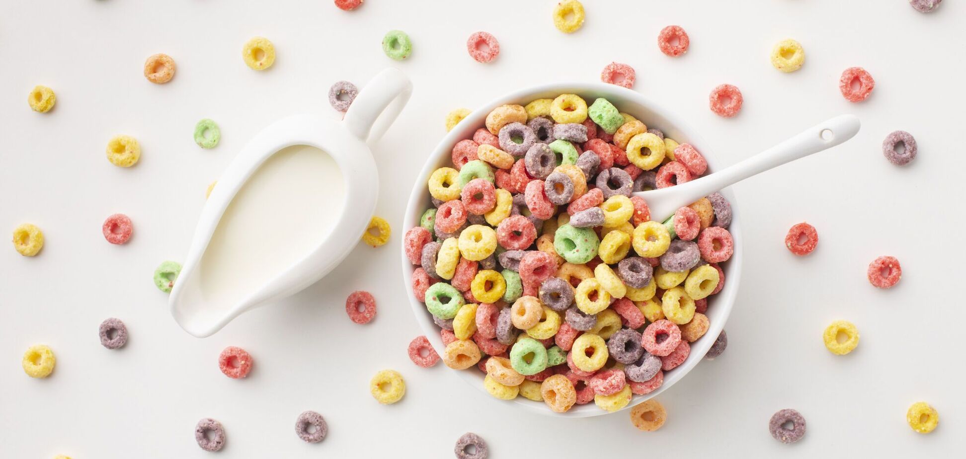 Завтрак, который вызывает голод: чем заменить сладкие хлопья