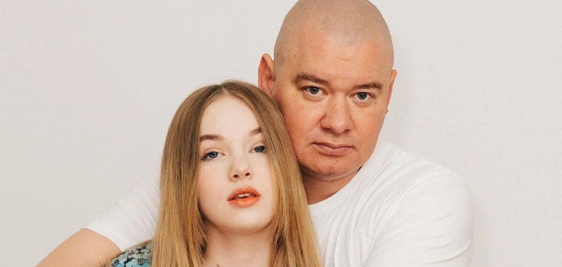 Донька Кошового на пляжі вразила драматичним образом від українського бренду на єдиному фото в Instagram