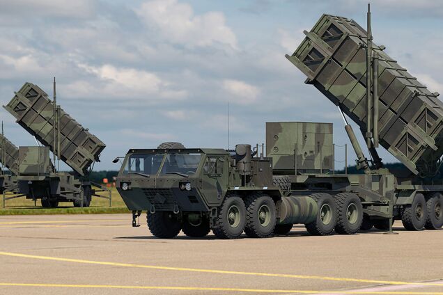 Зброя, яку НАТО придбає у США, вже готова до відправлення в Україну – NYT