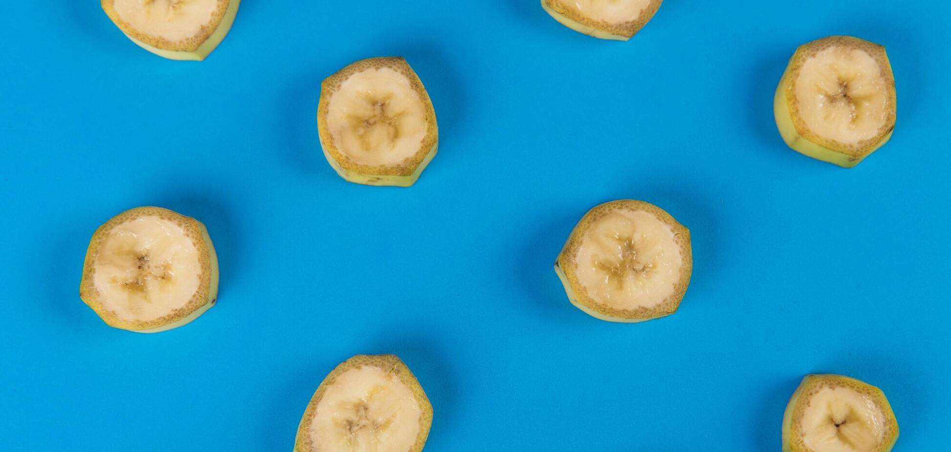 Что сделать с бананами, чтобы они не портились быстро: простой лайфхак