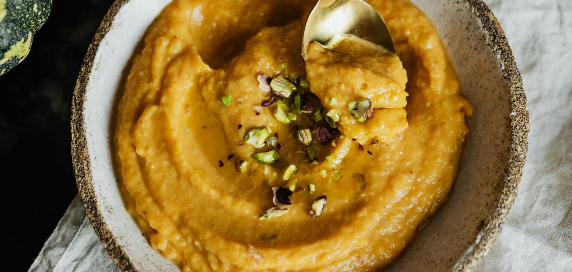 Полезная намазка из кабачков с плавленным сыром: делимся рецептом вкусной и бюджетной закуски