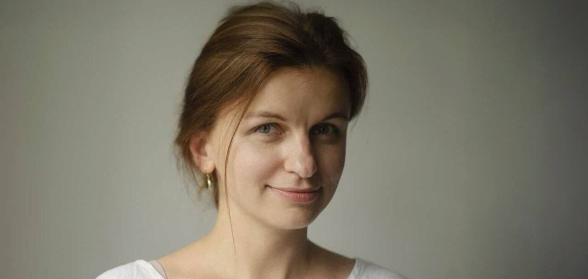 'У них є особлива щирість': письменниця Таїс Золотковська про історії війни на конкурсі есе від музею 'Голоси мирних' Фонду Ріната Ахметова