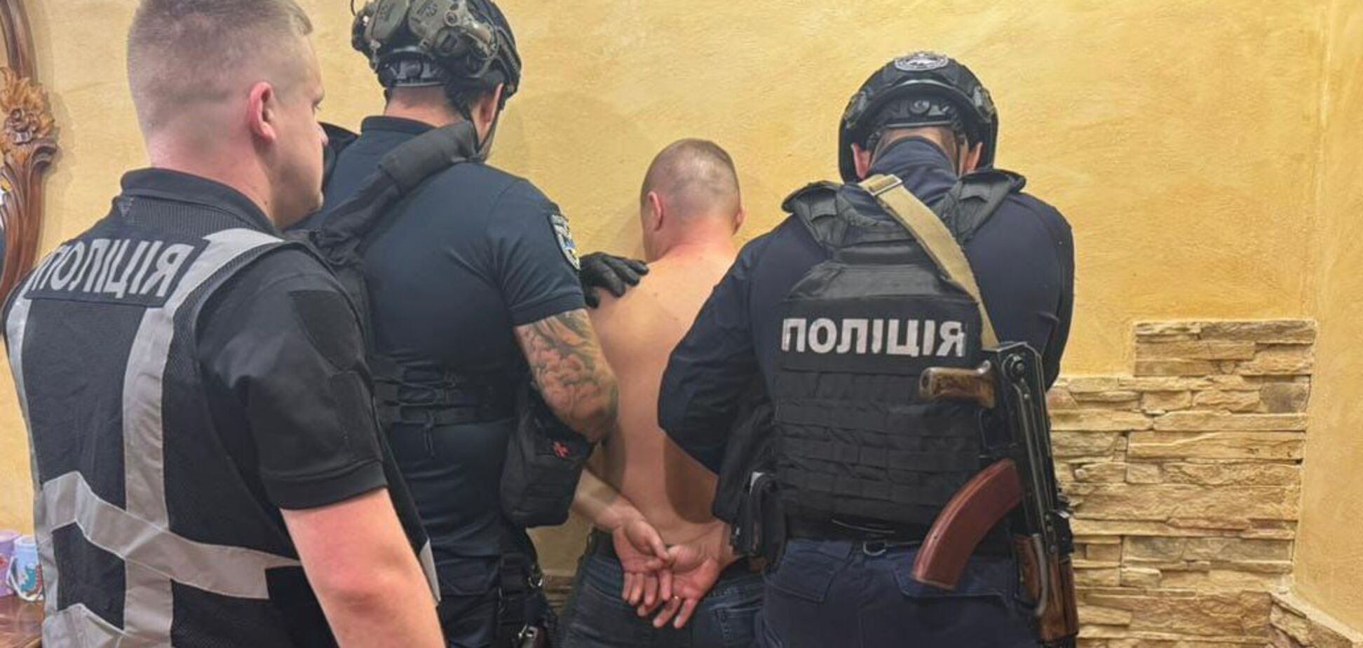 Координував криміналітет в інтересах РФ: поліція затримала 'смотрящого' за півднем України. Фото і відео