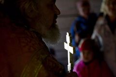 'Сливал' врагу данные о Силах обороны: дело настоятеля храма УПЦ МП в Донецкой области направили в суд