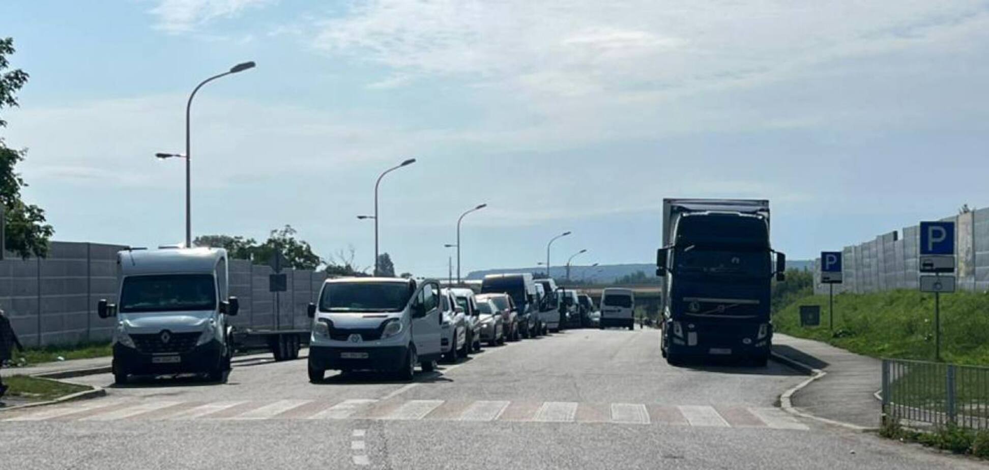 Первая платная дорога может появиться в Украине: где именно и что известно