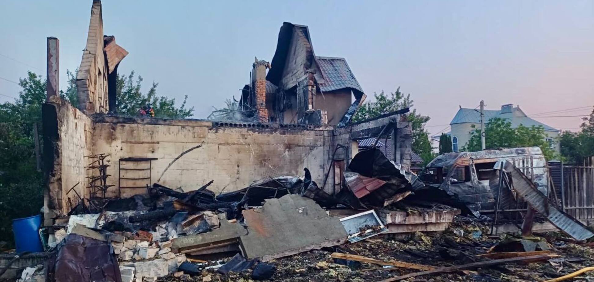 Дрон був начинений шрапнеллю: окупанти атакували Суми, троє людей поранені, зникло світло