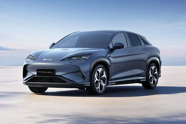 Українці масово купують нові авто