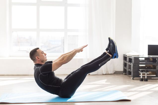 7 вправ, які прокачають чоловіче тіло без залу та гантель