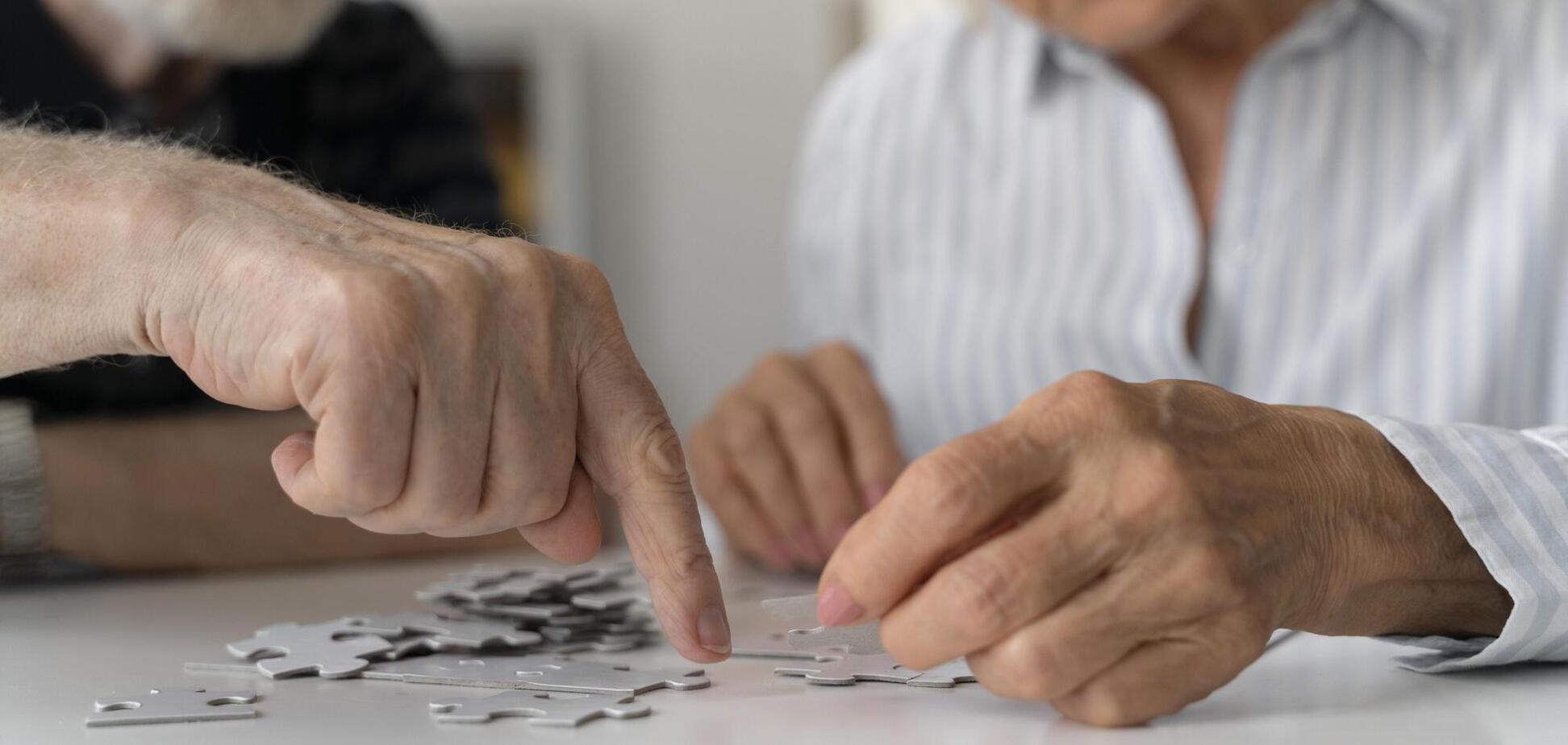 30 секунд, которые могут изменить жизнь: как простой тест выявляет первые сигналы деменции