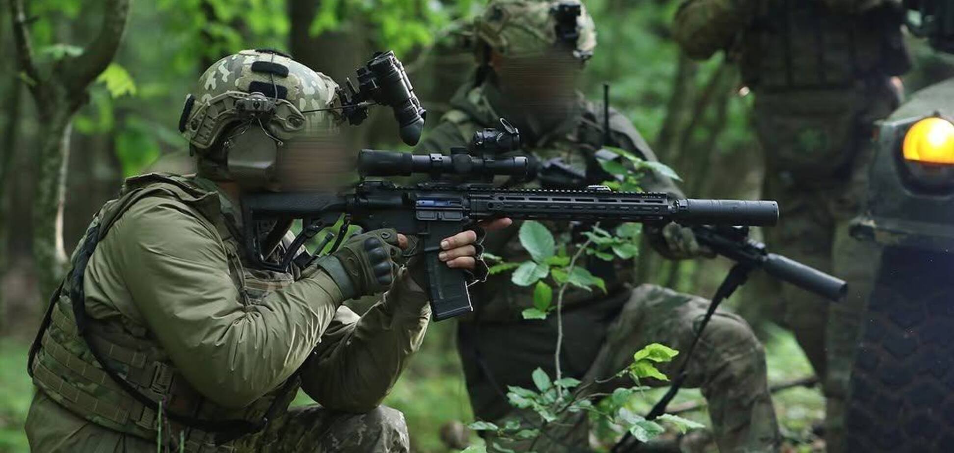 ССО здійснили наліт на групу росіян поблизу кордону і захопили полоненого: деталі операції. Відео