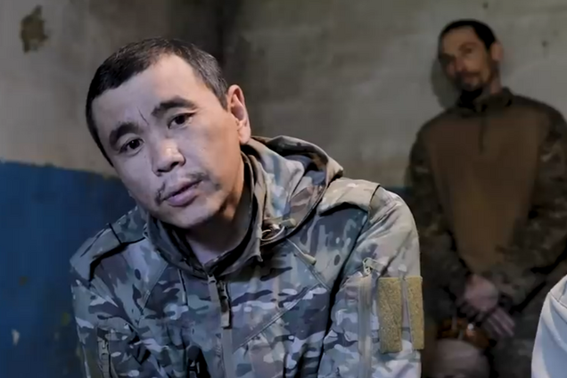 'Командир приказал': один из сдавшихся в плен на Сумщине оккупантов признался в участии в расстреле украинского военнопленного. Видео