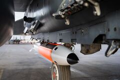США впервые с 2008 года вернули в Британию тактические термоядерные бомбы – GB News
