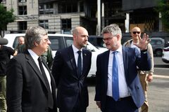 Глава МИД Франции посетил пострадавшую от обстрелов Лукьяновку и встретился с Зеленским: о чем говорили. Фото и видео