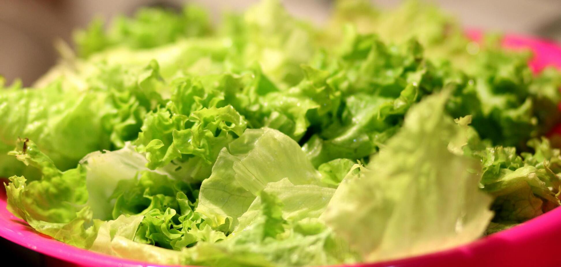 Як зберігати салат, щоб він лишався свіжим до 10 днів: дієвий спосіб