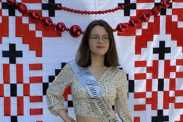 Випускниця з Миргорода, яка набрала 800 балів на НМТ, назвала головні складнощі в тестуванні 2025 року