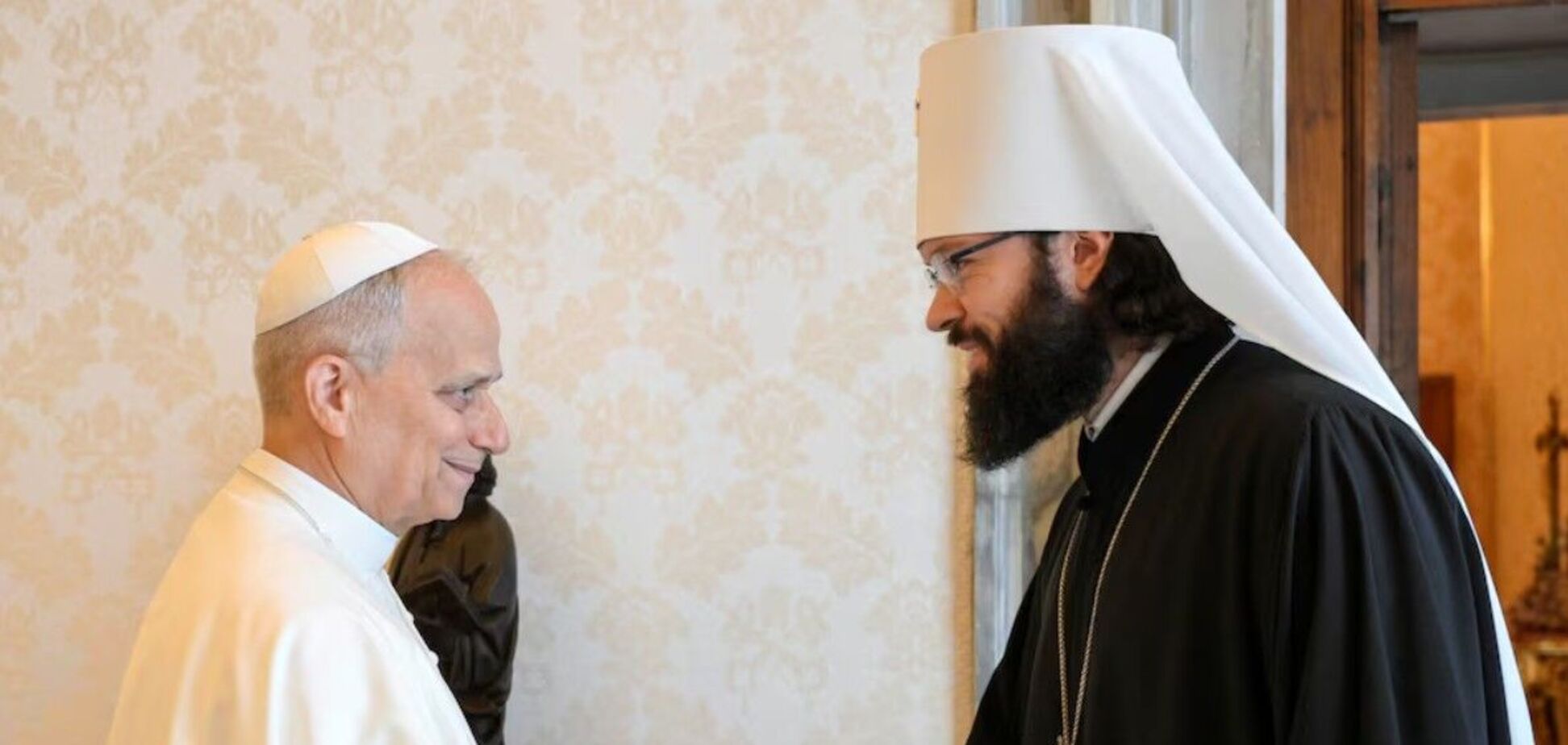 Папа Римский впервые принял в Ватикане представителя РПЦ