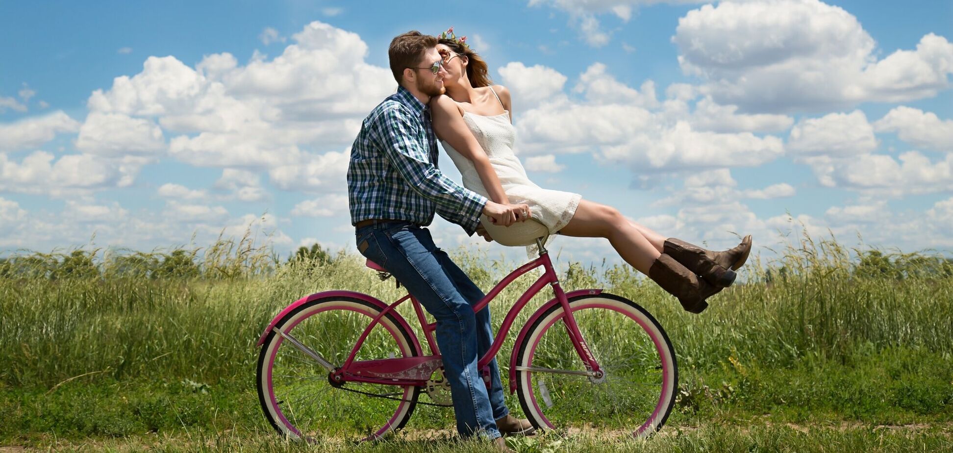 Стрільцю – свобода, Скорпіону – пристрасть: з ким хоче одружитися кожен знак зодіаку