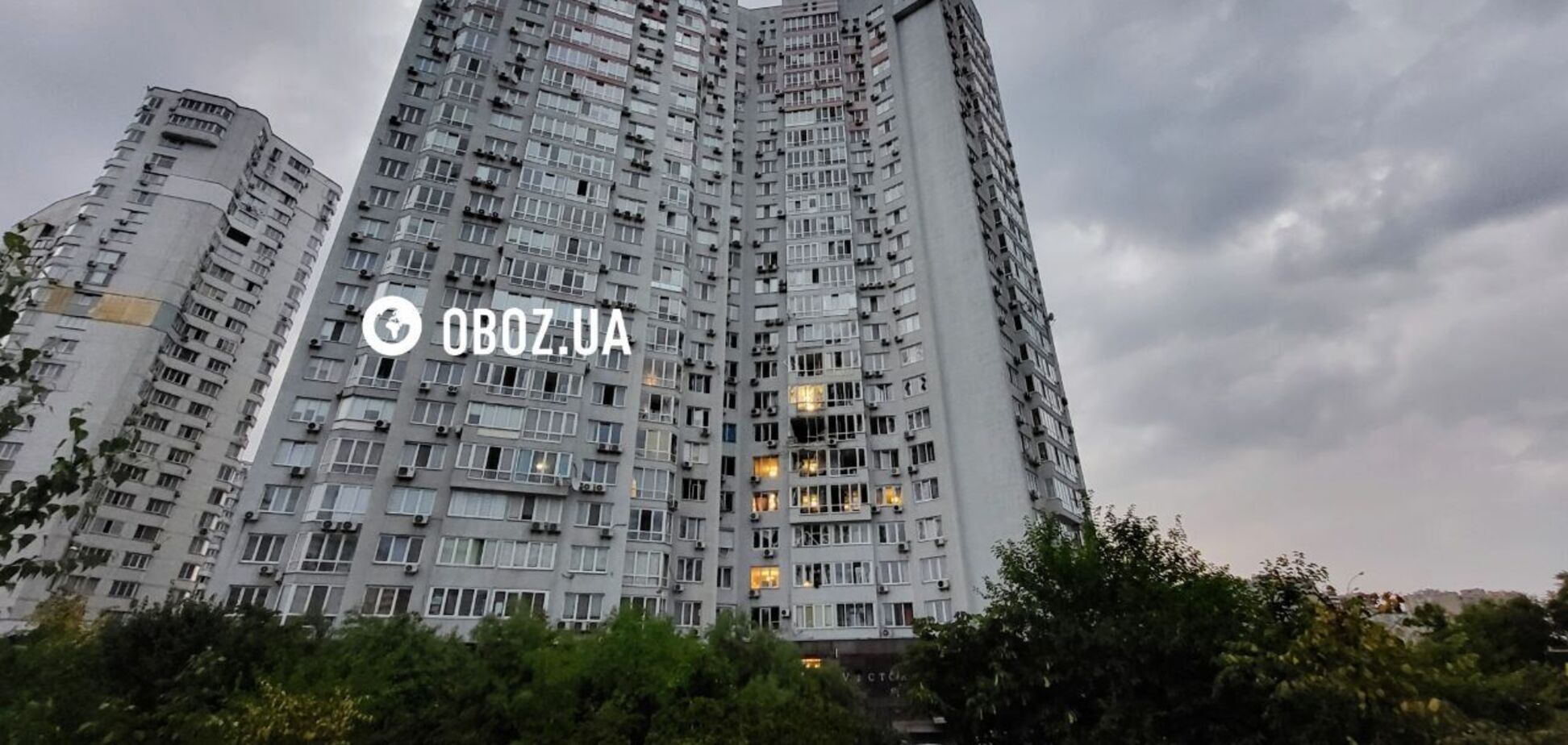 Поврежденная многоэтажка