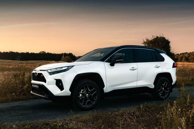 Украинцы массово покупают новые авто дороже 1,5 млн грн