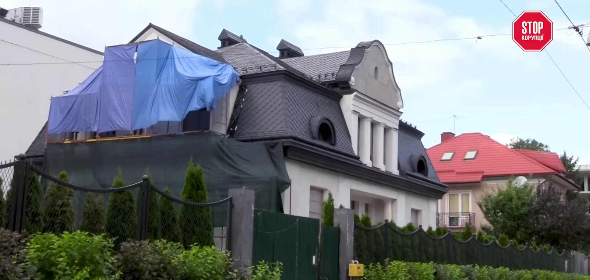 'Забыл' задекларировать 54 млн грн: НАБУ расследует приобретение львовским судьей Романюком исторической 'виллы Мюллера'