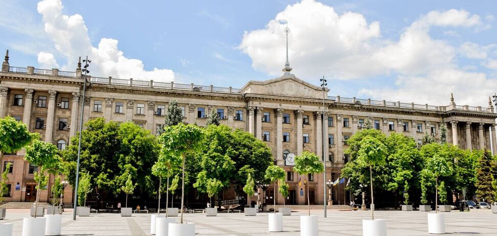 У Миколаєві розглядають перенесення початку занять у школах на 07:30 з нового навчального року