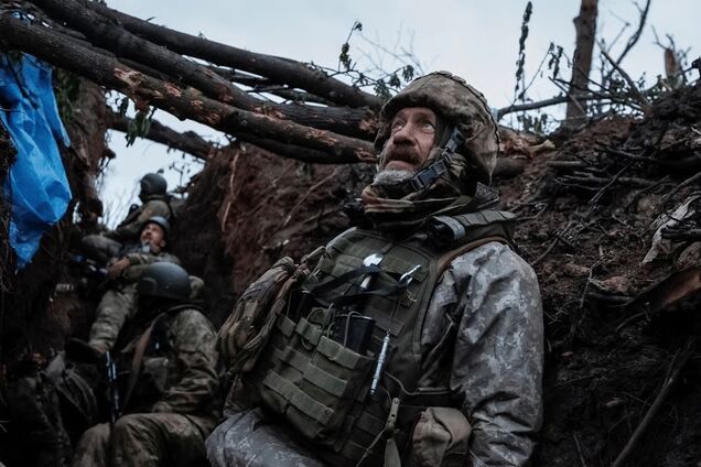 Закон о службе в 60+