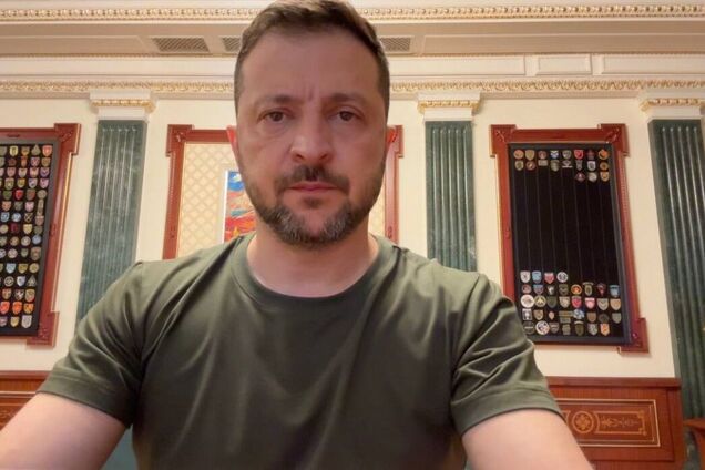 Отмечены 318 воинов: Зеленский инициировал легализацию награды 'Крест боевых заслуг'