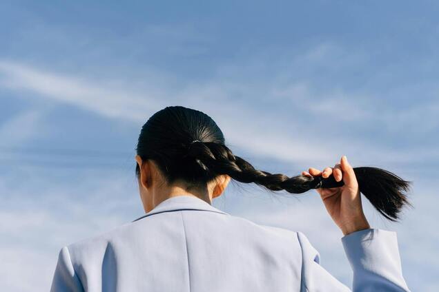 Не страшны жара и дождь: лучшие влагостойкие прически