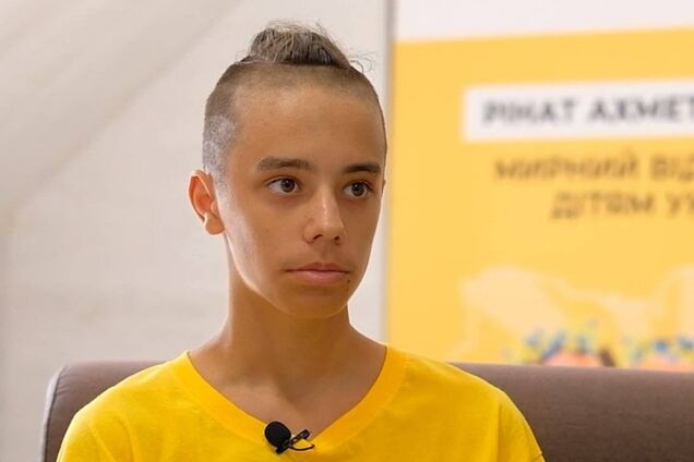 Я не желаю никому такого пережить': парень из Донецкой области получил спецнаграду на конкурсе эссе от музея 'Голоса мирных' Фонда Рината Ахметова