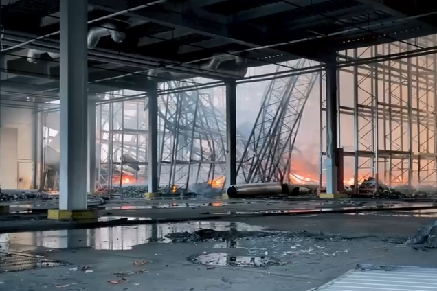 Оккупанты ударили по поселку в пригороде Харькова: есть жертва и пострадавшие. Видео