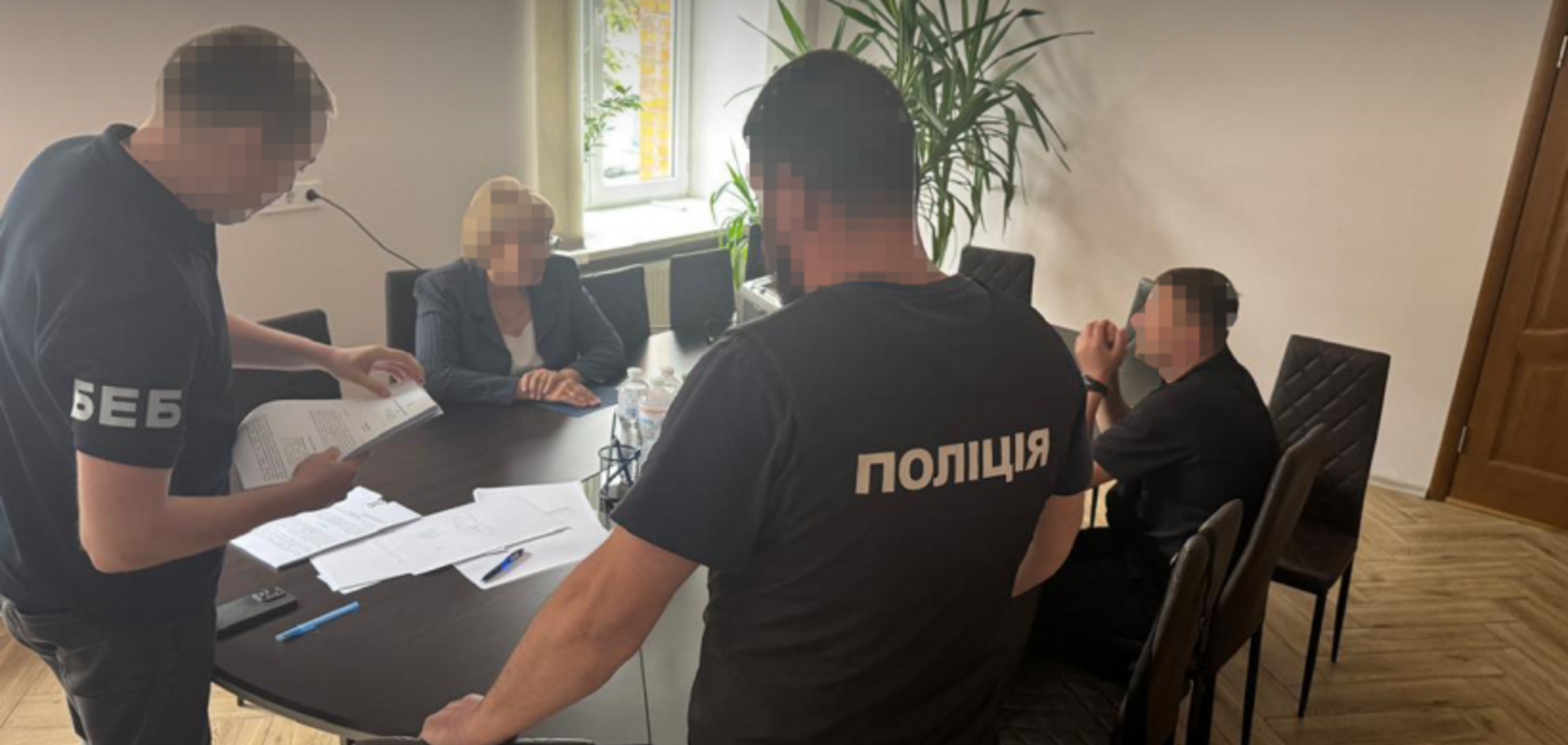 Слідчі дії БЕБ і поліції