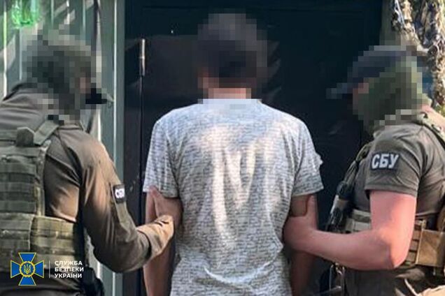 Работал на Россию: СБУ задержала подполковника запаса Сил обороны, который по заказу врага шпионил на Сумщине. Фото