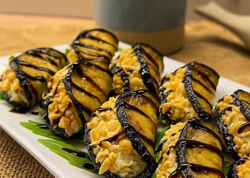 Какую вкусную закуску приготовить из баклажанов: с сыром и чесноком