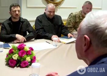 У Римі відбулась зустріч Зеленського з Келлогом: йшлося про тиск Росію, посилення ППО і постачання зброї. Фото і відео