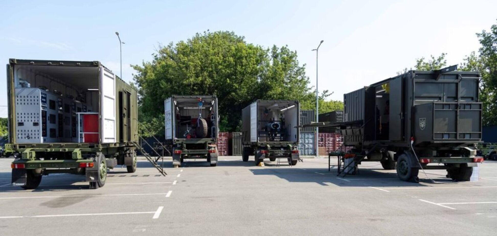 Унікальні розробки: ЗСУ отримають на фронт нову партію техніки від Порошенка