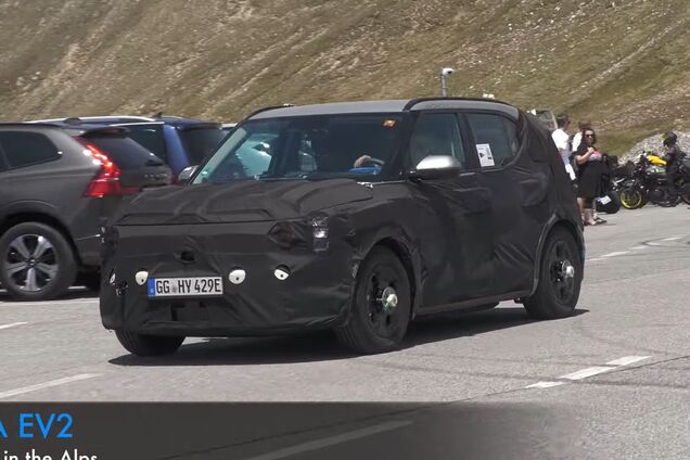 Kia EV2