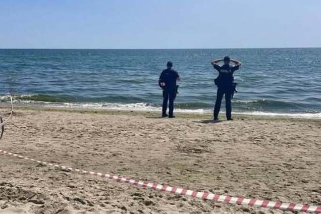 На пляжах під Одесою вибухнули міни: загинули троє людей. Фото і відео