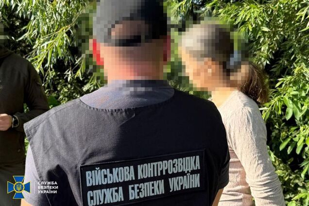 СБУ затримала російську інформаторку, яка шпигувала за аеродромами армійської авіації ЗСУ на заході України. Фото