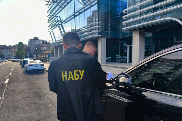 Объявление подозрения чиновнику Минобороны