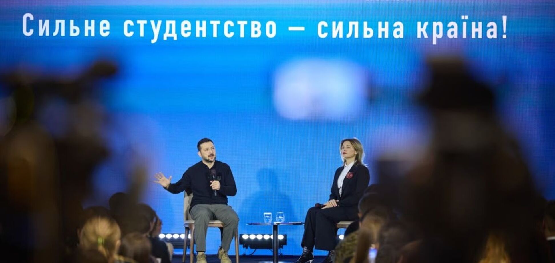Випускники шкіл, які складуть НМТ на 185+ балів, отримають стипендію президента: кого ще чекає приємний сюрприз