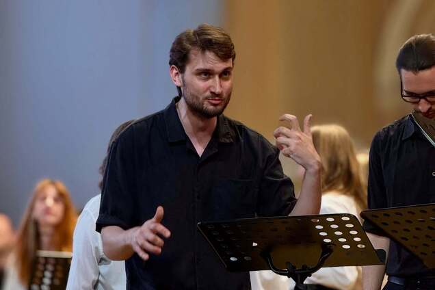 'Справжнє сімейне щастя': новий 'секс-символ' України Вадим Яценко замилував мережу фото з дружиною-красунею на відпочинку