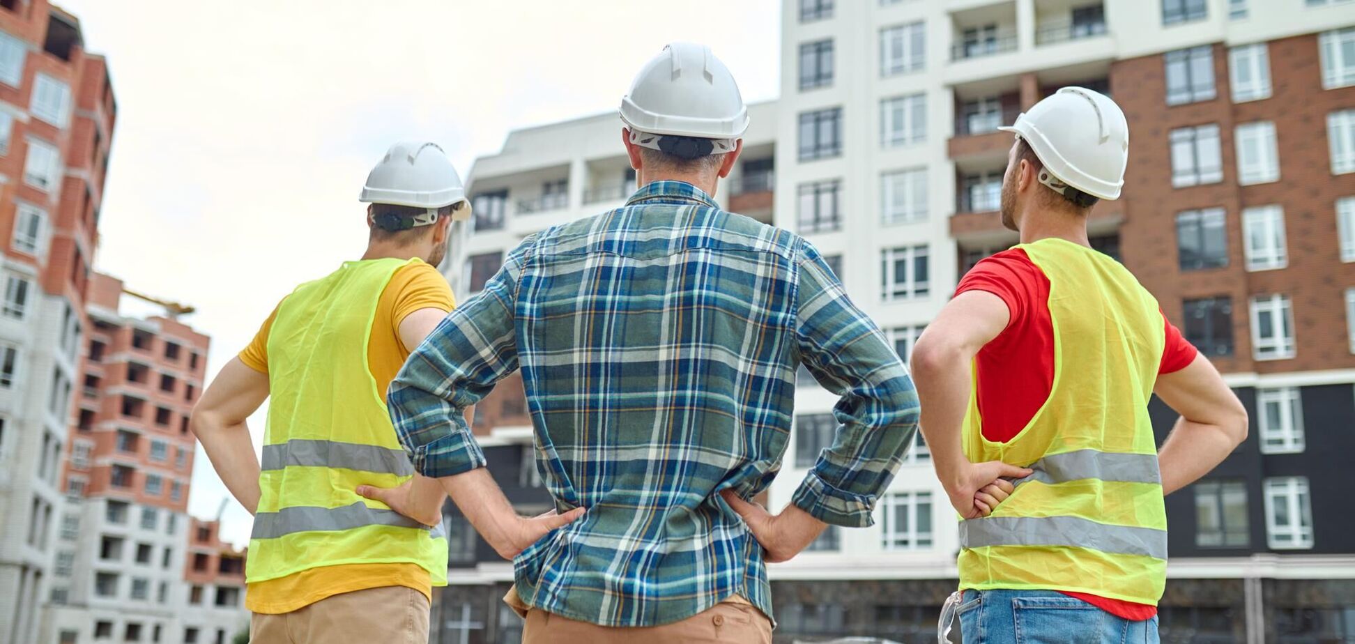 Ілюстрація - зарплати на будівнитві суттєво зростуть