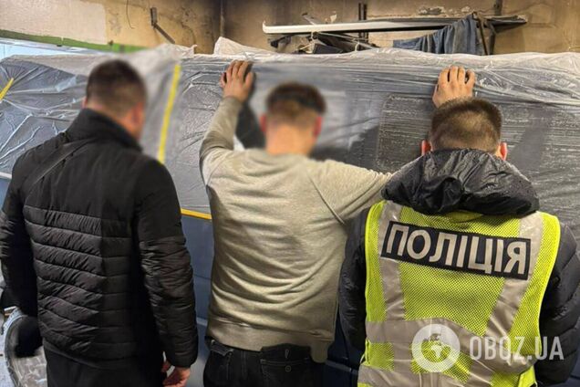 Підпалив два авто військових та відділення Укрпошти: у Києві суд виніс вирок зловмиснику. Подробиці та фото