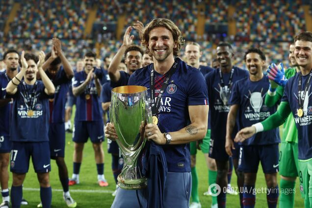 Видео того, что сделал ПСЖ с футболистом сборной Украины после победы в Суперкубке УЕФА, собрало 500 000 просмотров за сутки