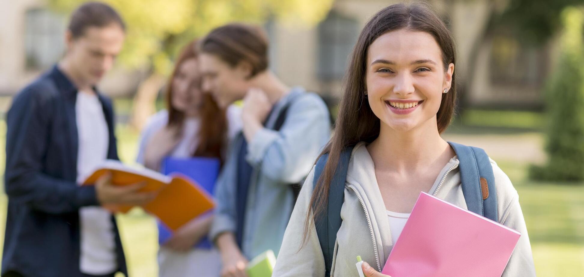 Почти три тысячи абитуриентов отказались от бюджетного места в университетах