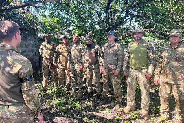 'Минусуем все российское': в ВСУ показали боевую работу ударных дронов на Покровском направлении. Видео