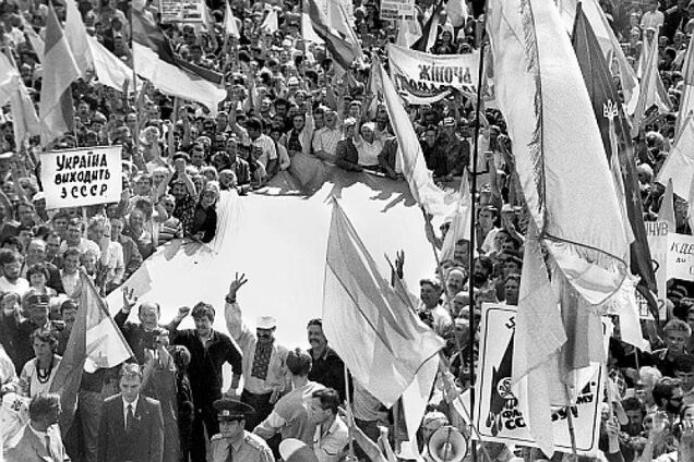 Олена Степова: Расстрелянное Возрождение: возвращайте Украине украинцев! — Блоги | OBOZ.UA